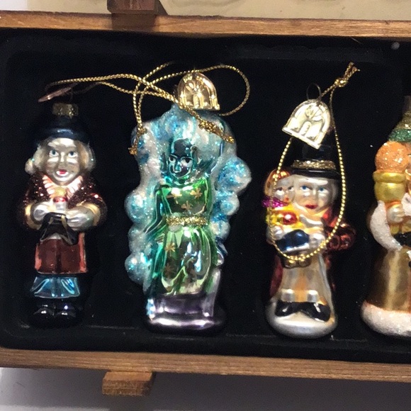 Thomas Pacconi 2004 A Christmas Carol Ornament Set New in original box - Picture 3 of 5